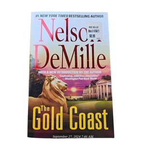 The Gold Coast by Nelson DeMille grand central publishing ISBN 0-446-67321-8 boo